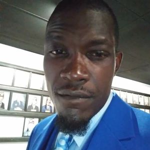 Meet your Posher, Amp